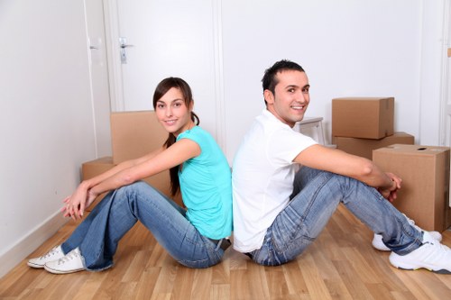 Highbury moving truck service for local and nearby North London relocations
