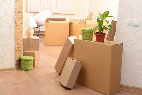 Small removals and flat moving service in Highbury